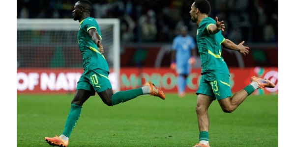 Senegal voitti Afrikan mestaruuskisojen finaalin rangaistuspotkukilpailussa Senegal voitti Afrikan mestaruuskisojen finaalin rangaistuspotkukilpailussa